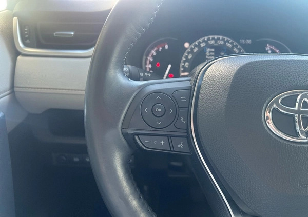 Toyota RAV4 cena 133900 przebieg: 63545, rok produkcji 2019 z Strzelin małe 301